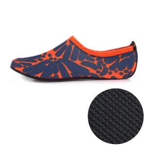 3mm Non-slip Rubber Embossing Texture Sole Figured Diving Shoes and Socks, One Pair, Size:M (Orange)