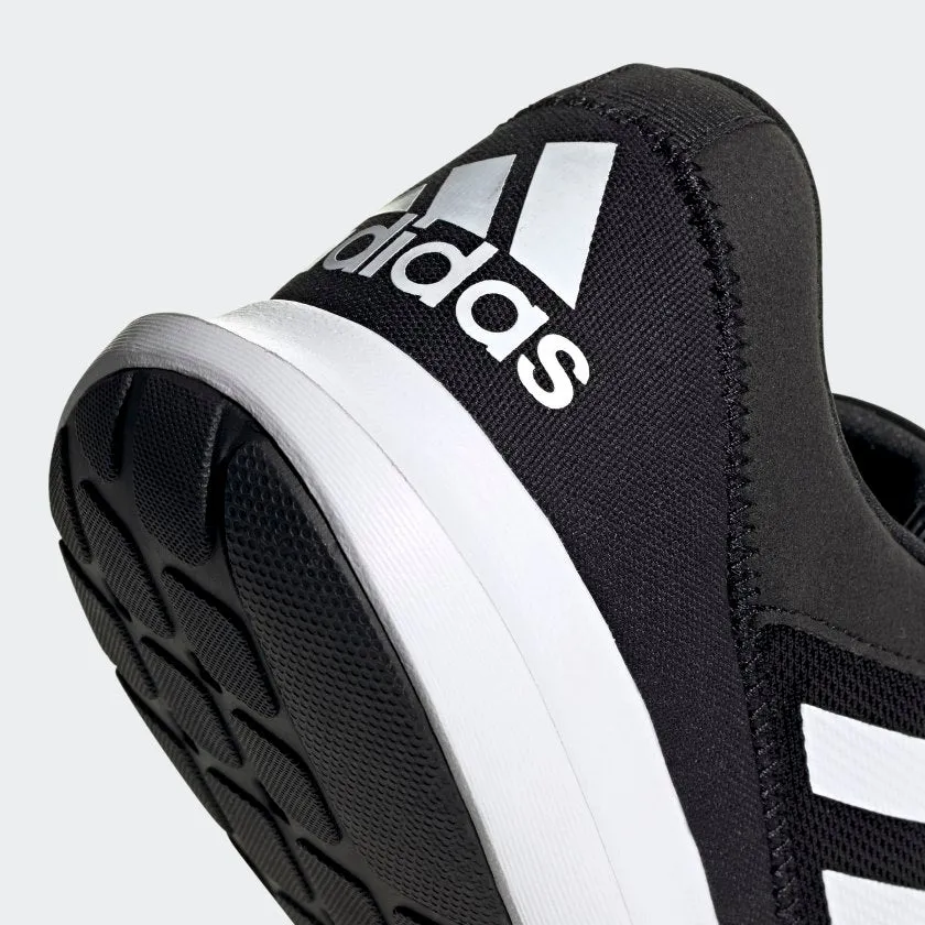 ADIDAS CORERACER