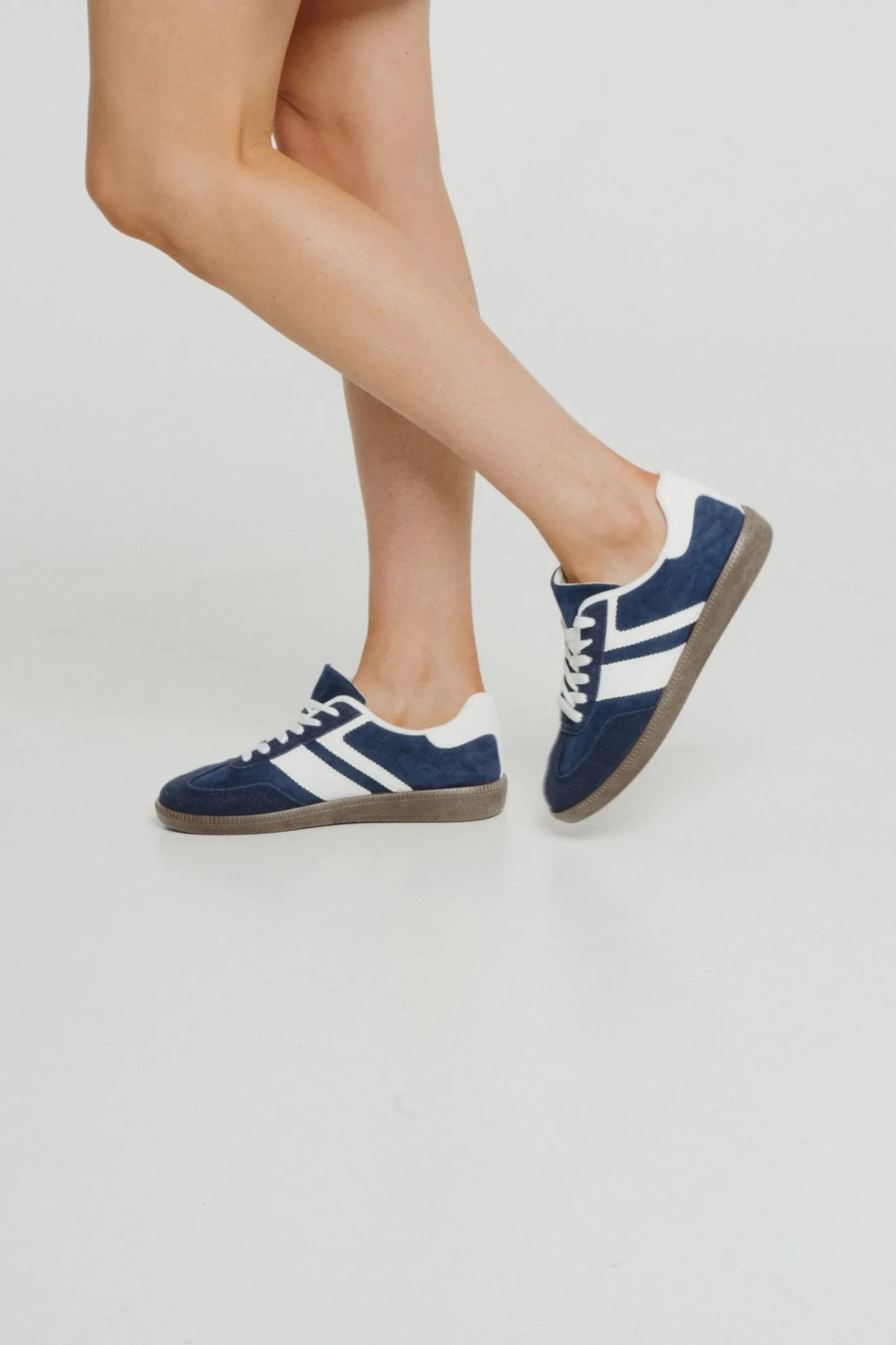 Cathy Stripe Trainer In Dark Navy