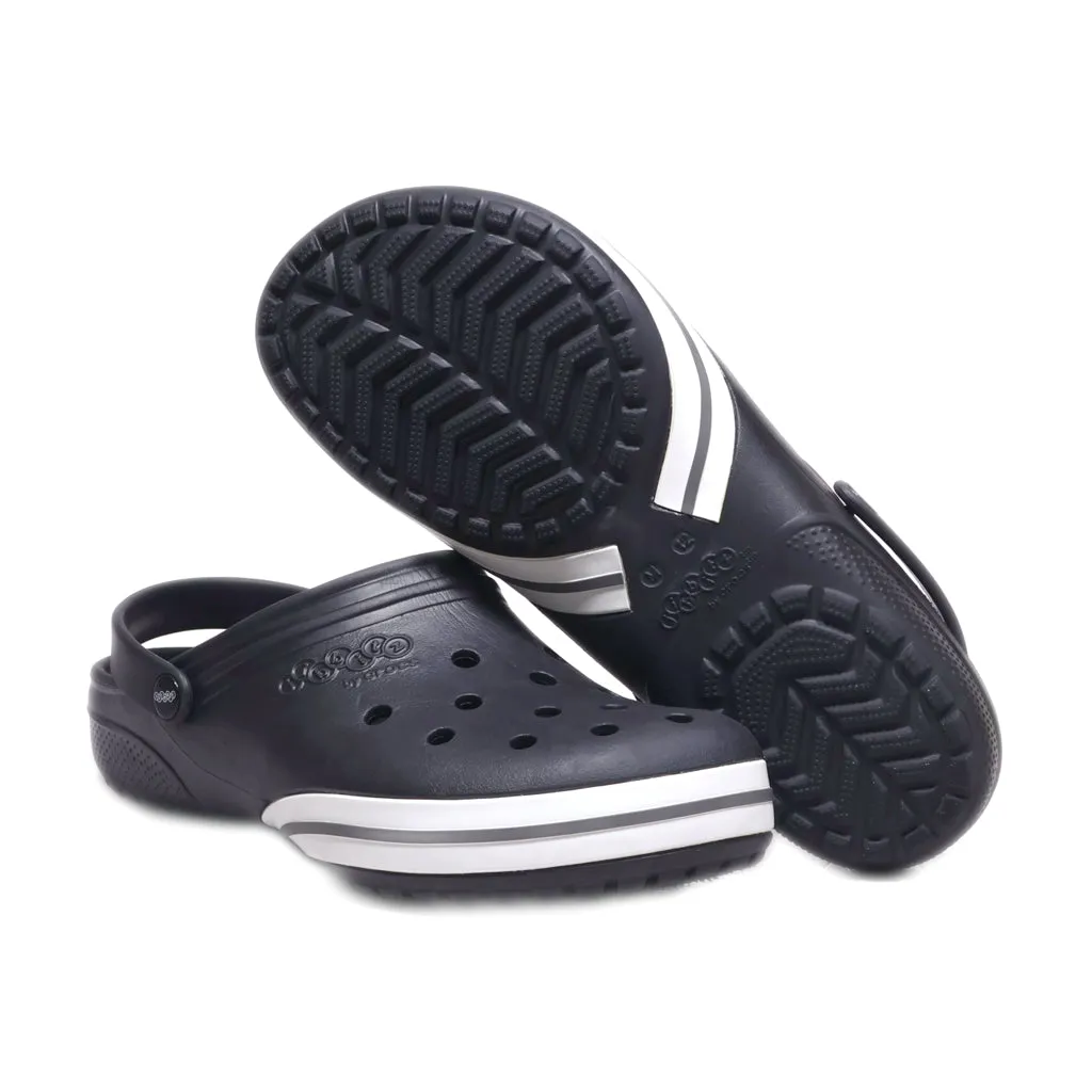 Crocs Kilby Clogs Rubber Black Colour For Men