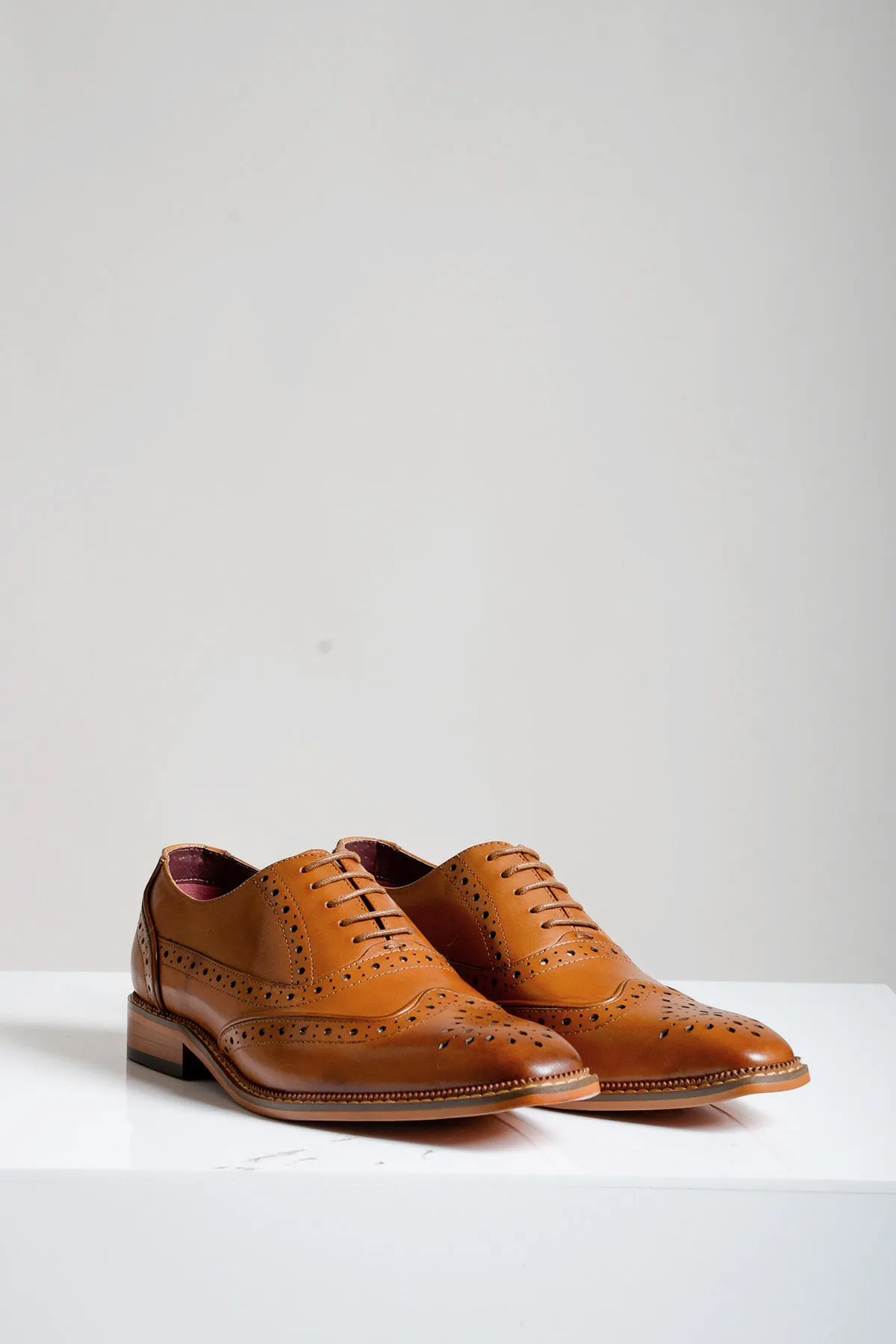 LARKIN - Tan Leather Brogue Shoe