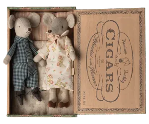 Maileg Grandma and Grandpa mice in cigarbox