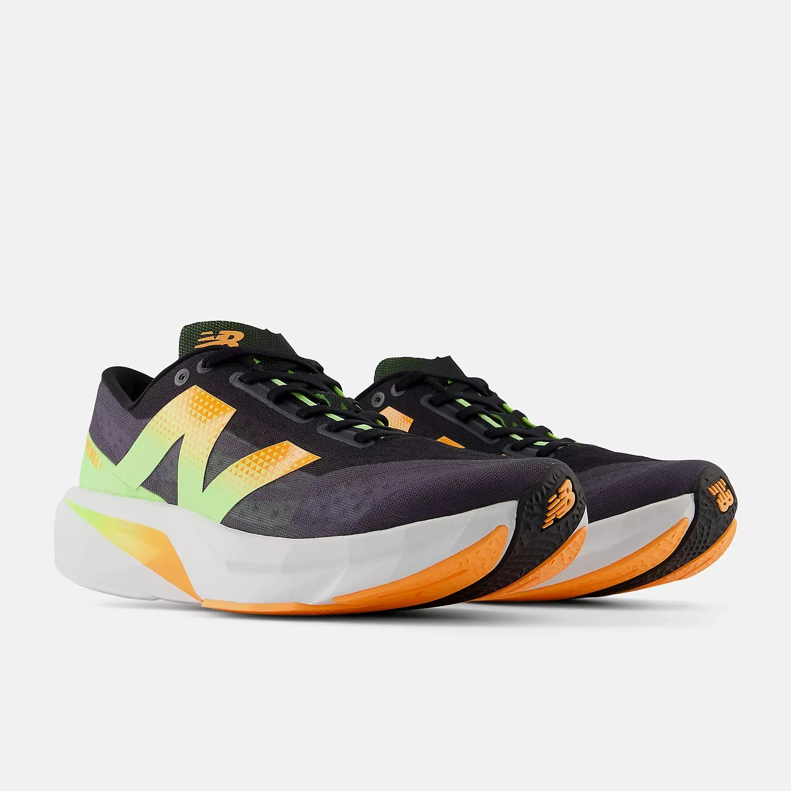 Mens New Balance FuelCell Rebel v4 (D-Width)