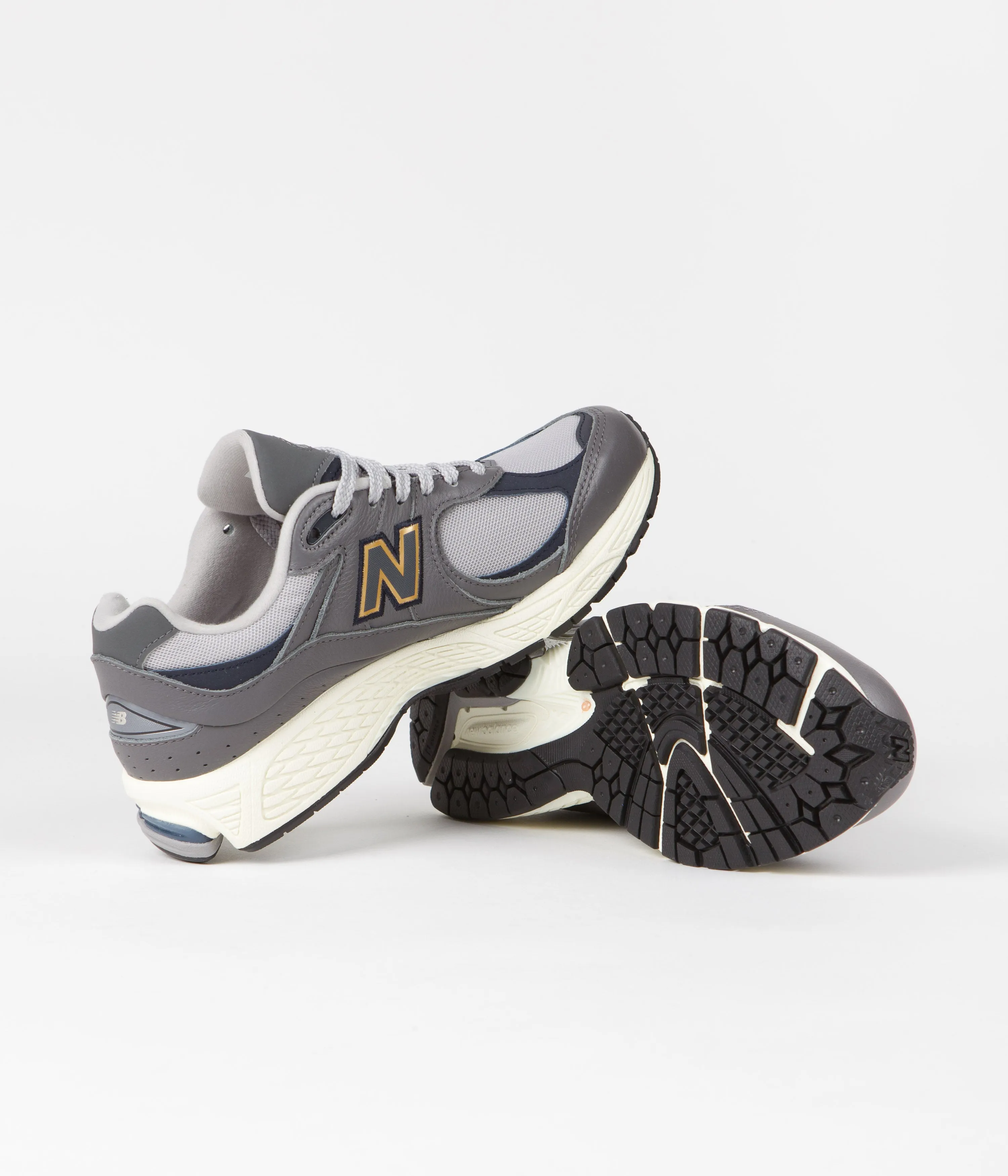 New Balance 2002R Shoes - Castlerock