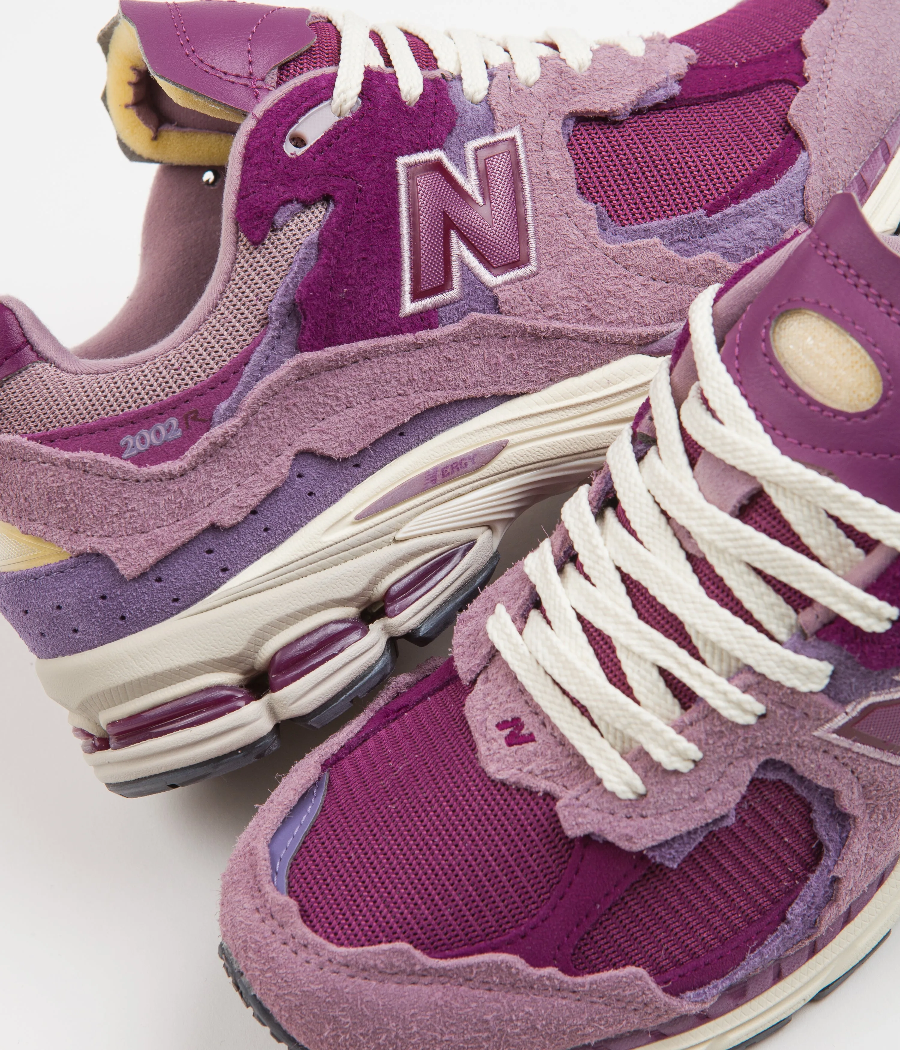 New Balance 2002R Shoes - Lilac Chalk