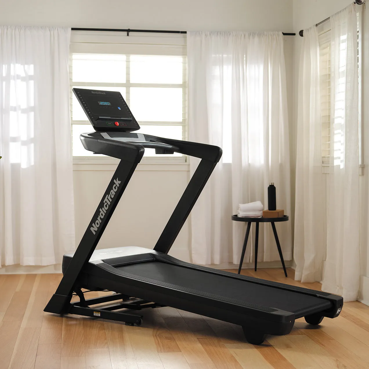 NEW NordicTrack EXP 5i Treadmill