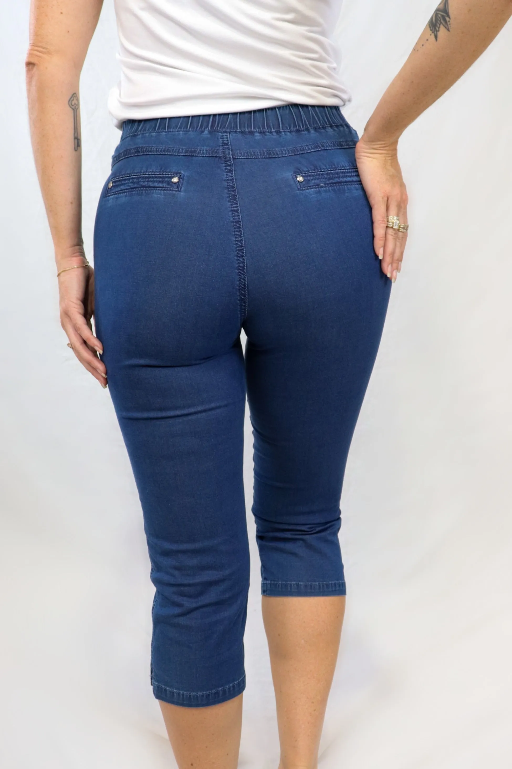 Pull on  Capri - Denim