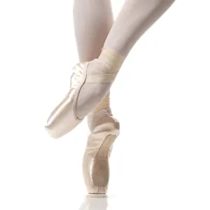 R-Class CL70 Arpeggia Pointe Shoes - Soft Shank