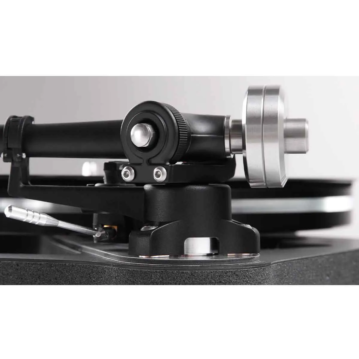 Rega Planar 8 Turntable