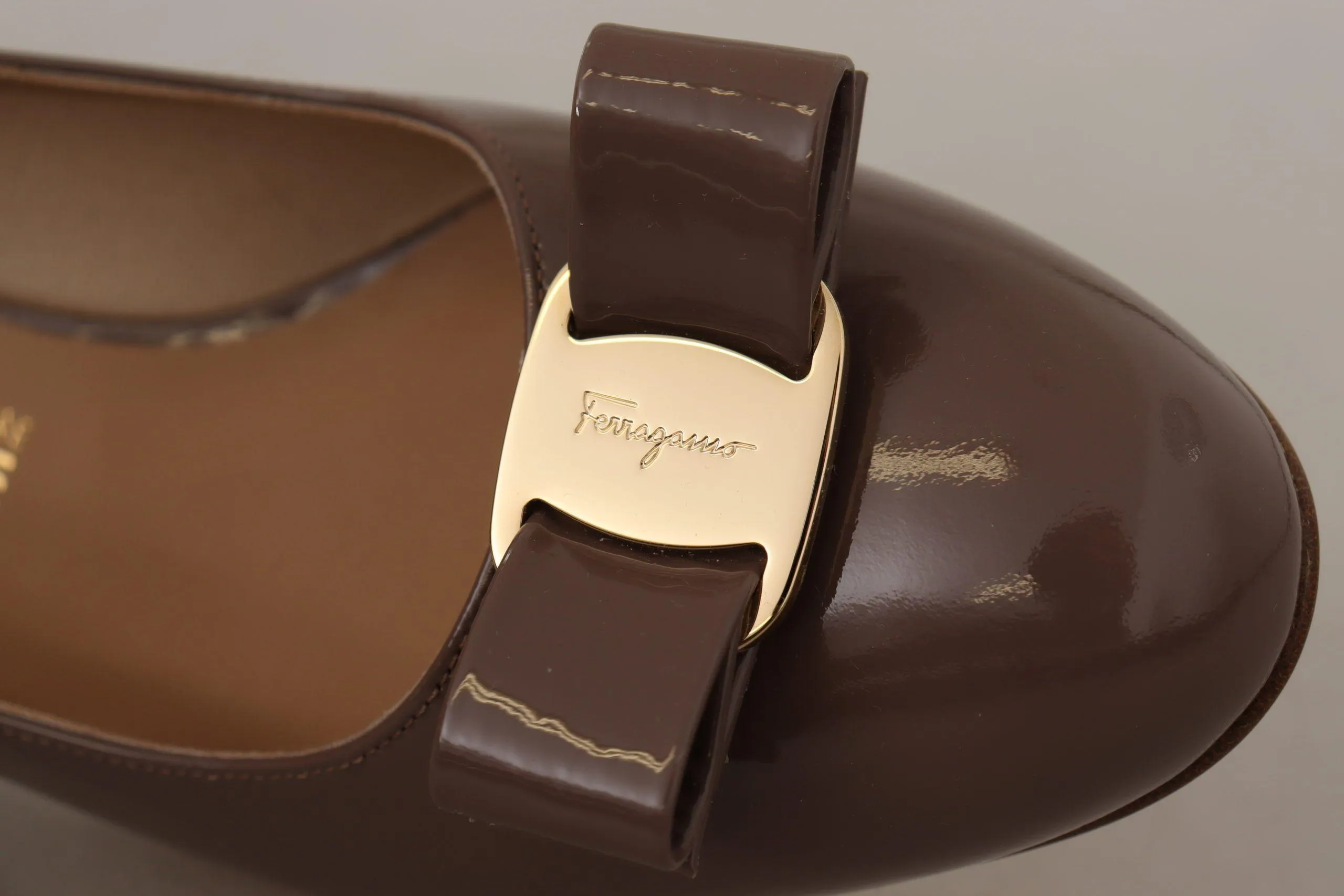 Salvatore Ferragamo Brown Naplak Calf Leather Pumps Shoes