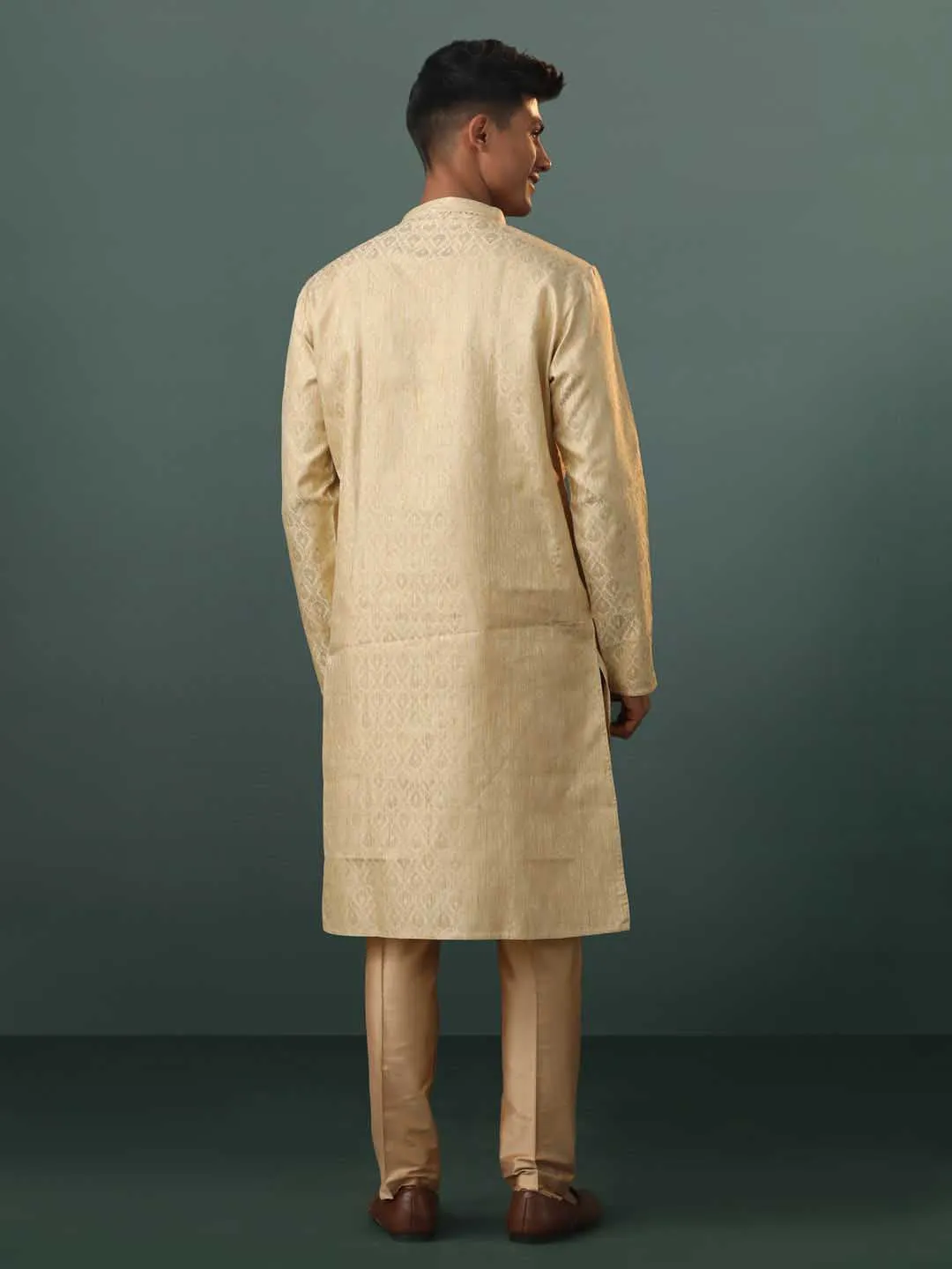 VASTRAMAY Gold Silk Blend Kurta Set