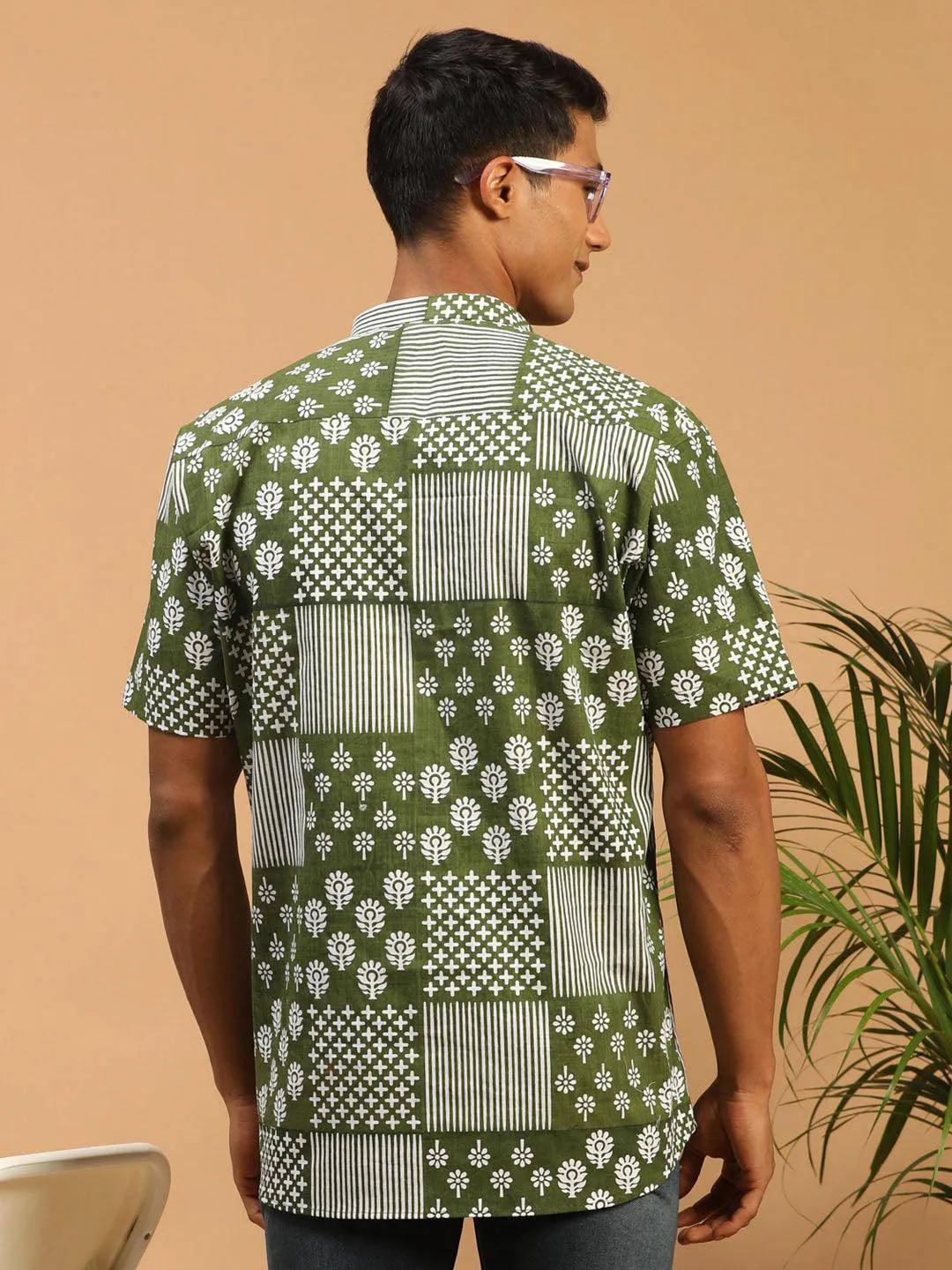 VASTRAMAY Men's Green Printed Cotton Kurta