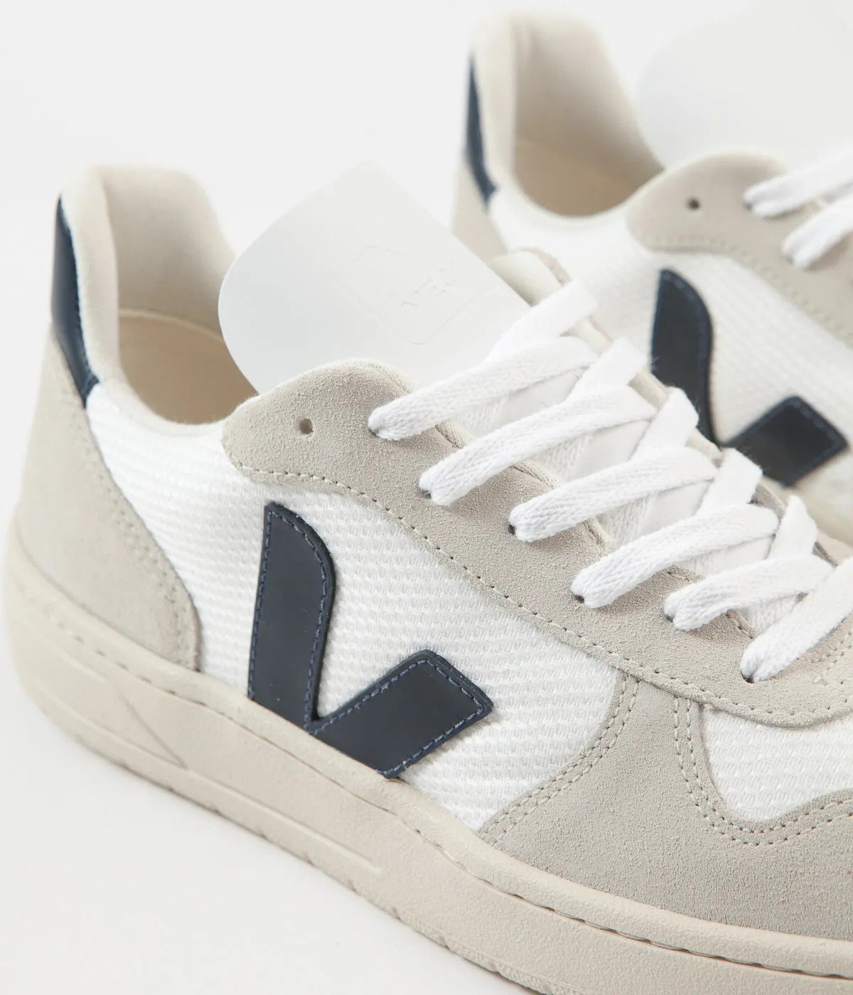 Veja Womens V-10 B-Mesh Shoes - White / Nautico