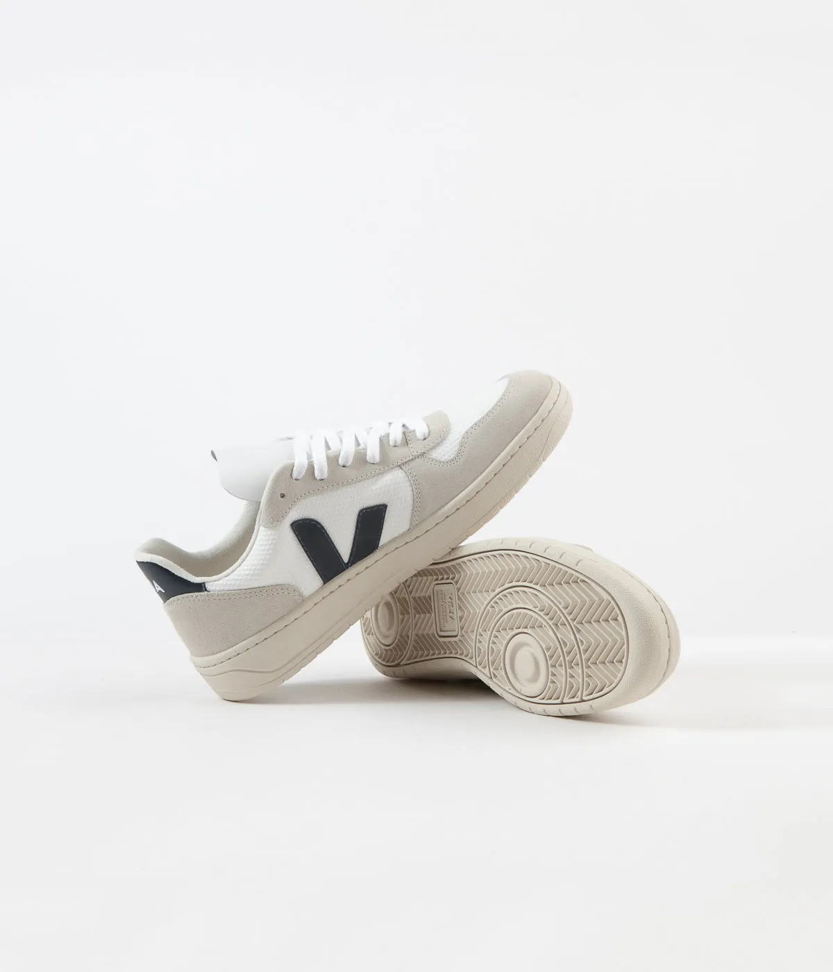 Veja Womens V-10 B-Mesh Shoes - White / Nautico