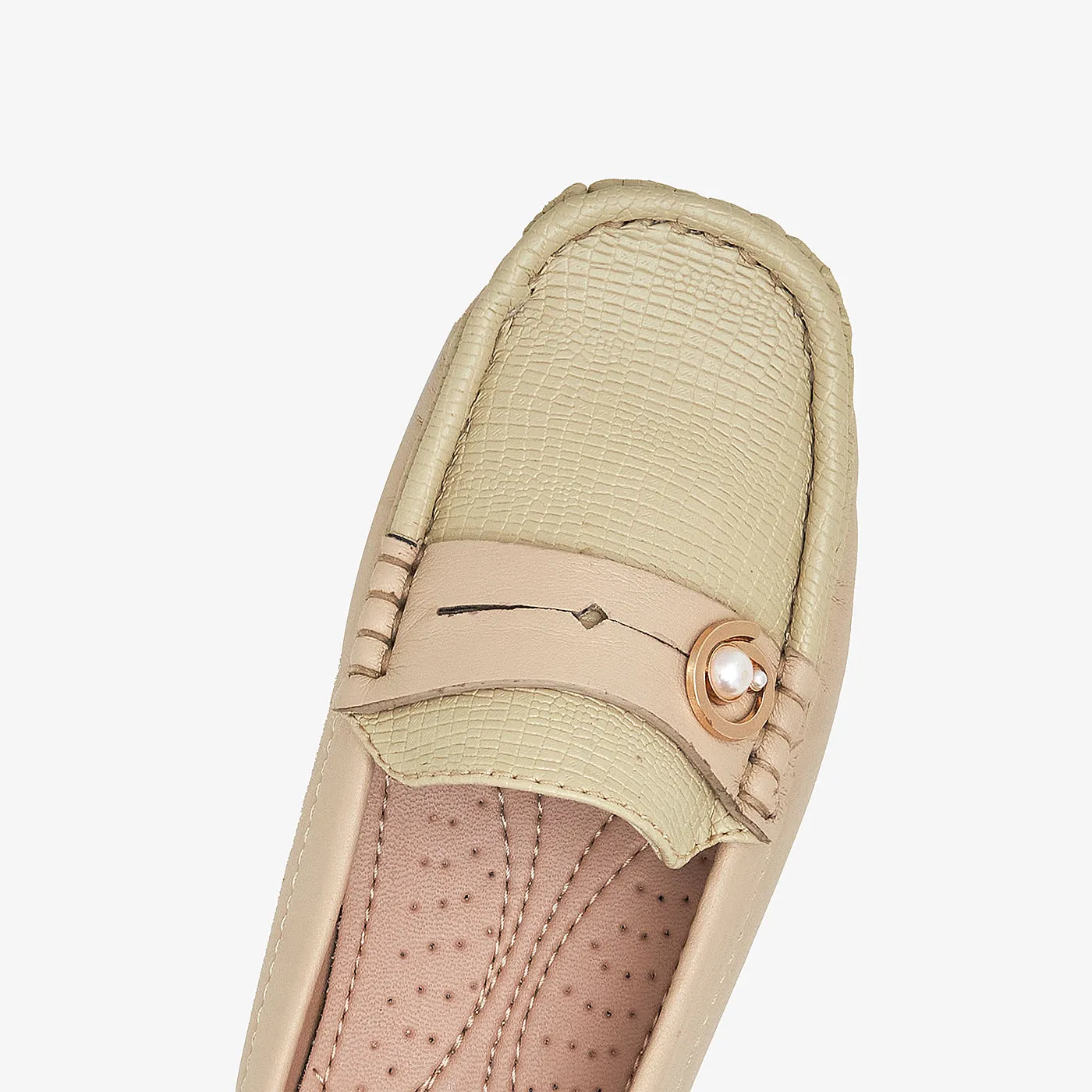 Women's Pearl Buckled Moccs